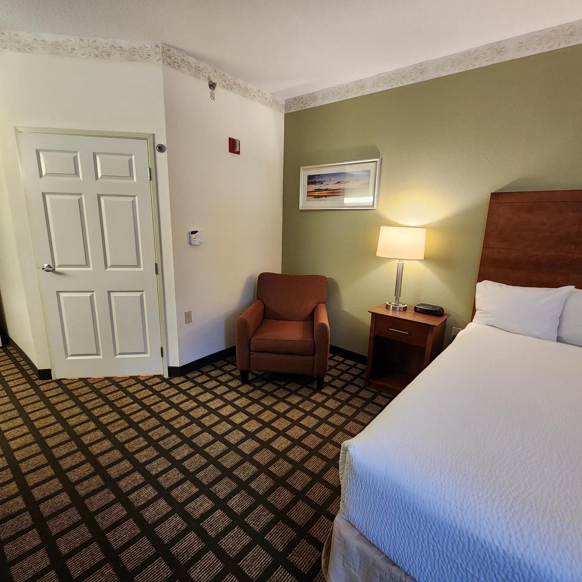 Baymont By Wyndham Mackinaw City Exteriér fotografie